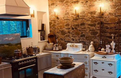 Bailey Cottage | Hippie antique cottage