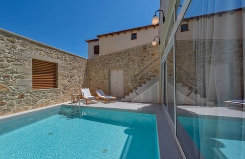 Halepa Villa | Hippocampo Waterfront Villa