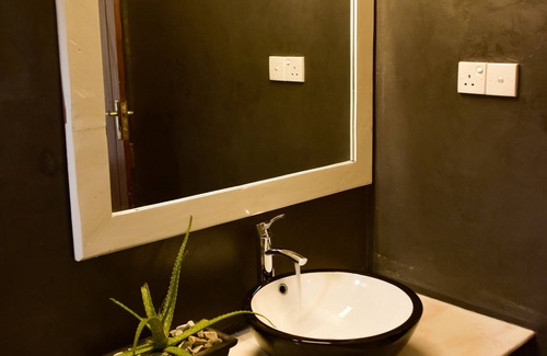 Negombo Bed & Breakfast | Hiru Lagoon Negombo