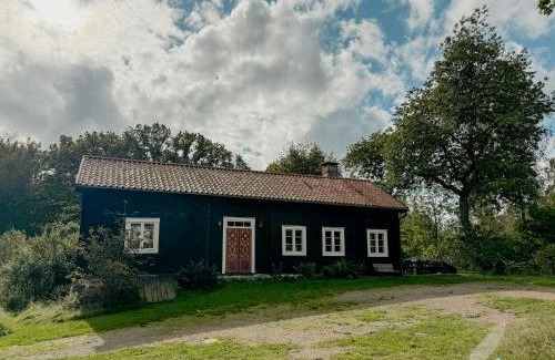 Kyrkhult House | Historic 19Th Century Cottage In Blekinge