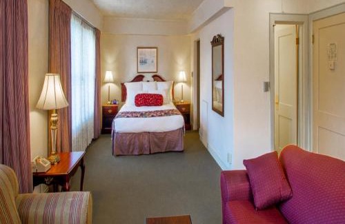 Downtown Anchorage Hotel | Historic Anchorage Hotel