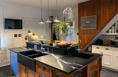 Mount Vernon House | Historic Boyd Harvey House and Grounds by RedAwning