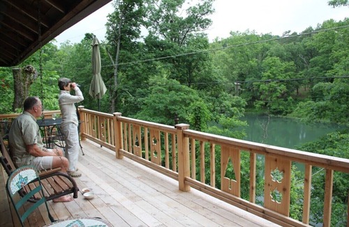 Eureka Springs House | Historic Cabin on Lake Lucerne + 5 Mins to Eureka!