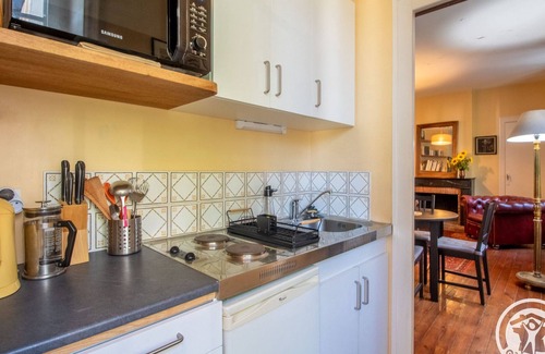 Downtown Angers Cottage | Historic Centre Apartment Near Château and Cathedral