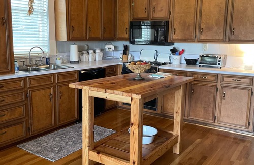 Williamston House | Historic Farm House on 400 Acre Cattle Farm near Clemson, SC