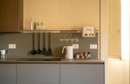 Cannole Apartment | Historic Palace Apartment Near Otranto Coastline