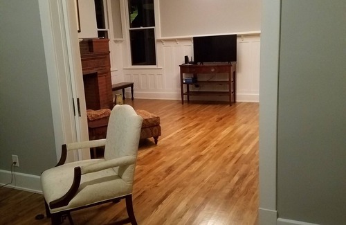 Metropolitan House | *Historic Savannah Home*Great for longer stays-Request a quote*
