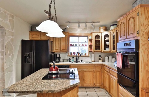 Sayles Blvd. Area House | Historic Sayles Ranch- Pool and Amazing Decor!
