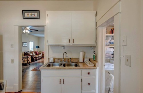 Sheridan House | Historic Sheridan Retreat – Cozy 2BR Centrally Located