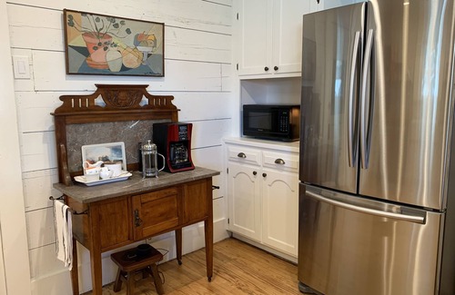Denton House | Historic Shiplap Cottage walk to TWU!