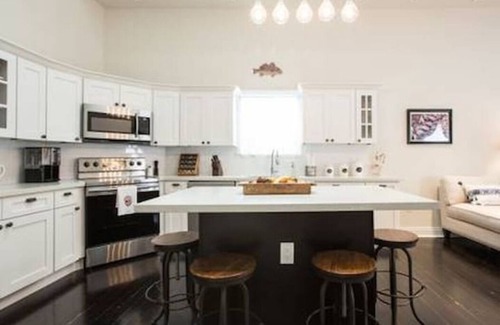 Esplanade Ridge House | Historic Treme Luxury - Walk to French Quarter & Jazz Fest - Gated Parking