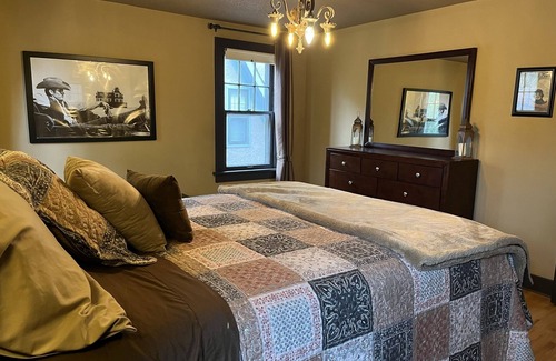 Sioux Falls Hotel | Historic Twin Tudors Inn