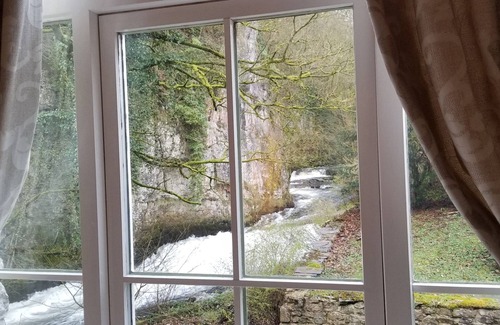 Litton Mill Apartment | Historic Water Mill in the heart of the Peak District