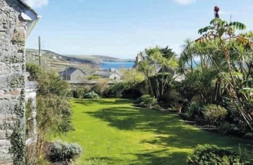 Perranuthnoe House | Historical Churchtown House - Whole House