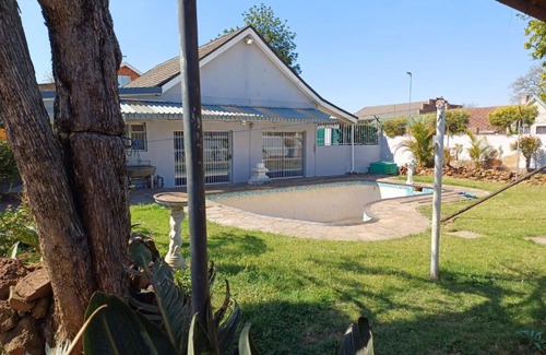 Pietermaritzburg Bed & Breakfast | HKM guest house