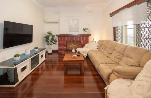 Busselton House | HME Collection Busselton Central