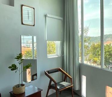 Thang Tam House | Hoàng Cầm HOTEL - Self check in out