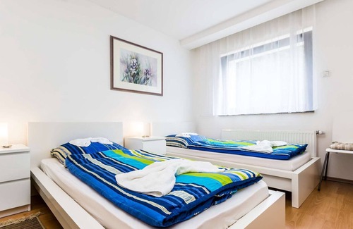 Buchheim Apartment | HÖ01 large apartment with dryer and washing machine