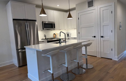 Hoboken Apartment | Hoboken Loft Hideaway - walk to PATH