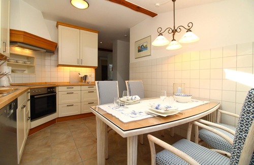 Kroepelin Apartment | Hof Dornbusch WE 3: Insider tip for those seeking relaxation