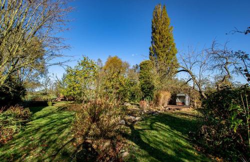 Renz Apartment | Hof Garz Wohnung Rosengarten