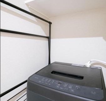 Higashi Apartment | Hokusai Great Wave x Modern Japan