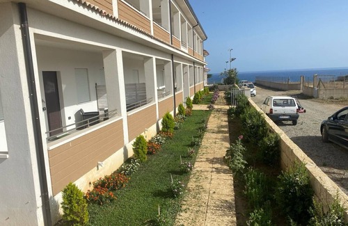 Isola di Capo Rizzuto Apartment | Holiday Apartment "Capo Rizzuto 3" with Sea View, Private Terrace & Wi-Fi