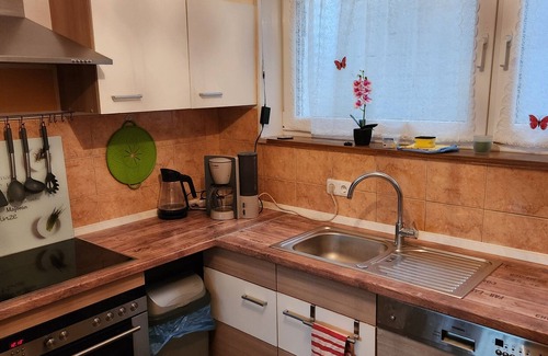 Sandberg Apartment | Holiday Apartment "Metz" with Private Terrace & Wi-Fi
