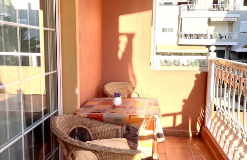 Playa San Juan Apartment | Holiday Apartment "Casa Emma" with Balcony & Wi-Fi