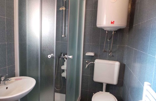 Mosenice Apartment | Holiday apartment with air conditioning and barbecue