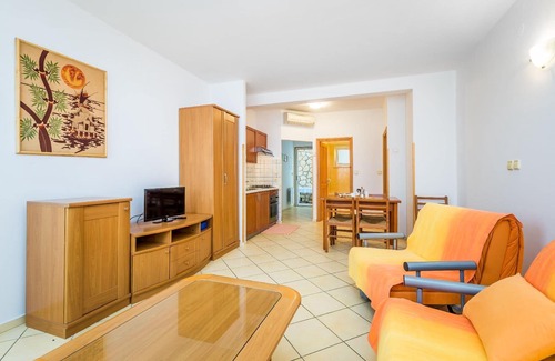 Obrs Apartment | Holiday apartment Mošćenička Draga for 1 - 3 persons - Holiday apartment