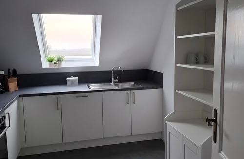 Friedrichskoog Apartment | Holiday Apartment 'Kleine Auszeit' with Wi-Fi