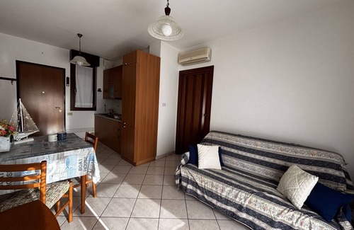 Rosapineta Apartment | Holiday apartment with pool near the beach