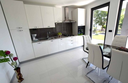 Porat Apartment | Holiday apartment 150 m from the beach