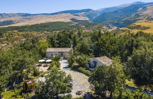 Abbateggio Apartment | Holiday apartment Abbateggio for 2 persons with 1 bedroom - Twin house