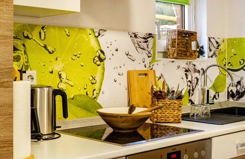 Wiesmoor Apartment | Holiday Apartment "Am Golfplatz" with Private Terrace