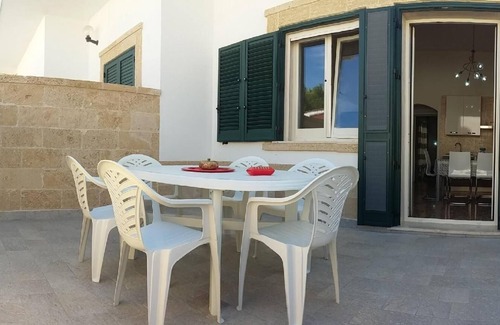 Campomarino di Maruggio Apartment | Holiday apartment Campomarino for 1 - 6 persons with 1 bedroom - Row house
