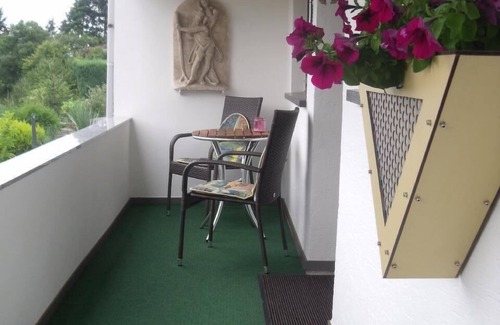 Brohl-Lutzing Apartment | Holiday apartment Brohl-Lützing for 1 - 4 persons with 1 bedroom - Holiday apartment