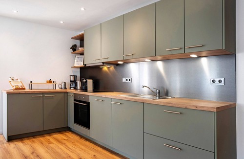 Rosshaupten Apartment | Holiday Apartment Götz, Accessible with Private Terrace.