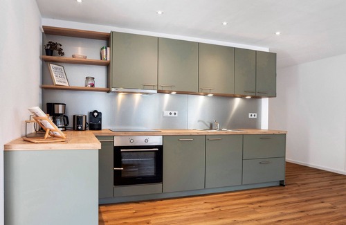 Rosshaupten Apartment | Holiday Apartment Götz, Accessible with Private Terrace.