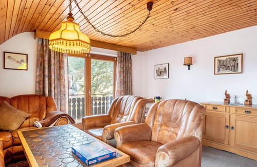 Saig Apartment | Holiday Apartment 'Irmgard' with Mountain View, Balcony and Wi-Fi