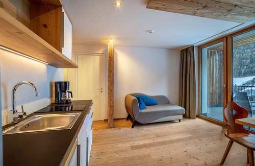 San Giacomo Apartment | Holiday Apartment "Stoana 3-5" with Relaxing Wellness Area