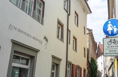 Altstadt Apartment | Holiday Apartment "Kranich" with Wi-Fi