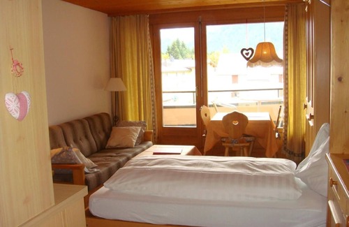 Maloja Apartment | Holiday apartment Maloja for 1 - 2 persons - Holiday apartment