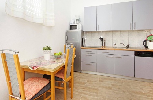 Sutivan Apartment | Holiday apartment Sutivan for 1 - 2 persons with 1 bedroom - Holiday apartment in one or multi-famil