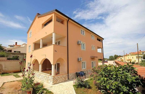 Liznjan Apartment | Holiday apartment with sea view