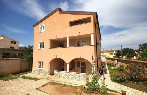 Liznjan Apartment | Holiday apartment with sea view