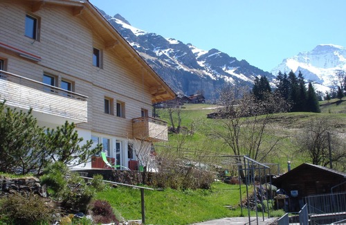 Wengen Ski Chalet | Holiday apartment Wengen for 1 - 4 persons with 1 bedroom - Holiday apartment in one or multi-family