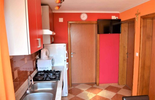 Srima Apartment | Holiday apartment with air conditioning and Internet access