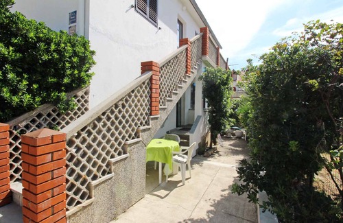 Baska Apartment | Holiday apartment with air conditioning
